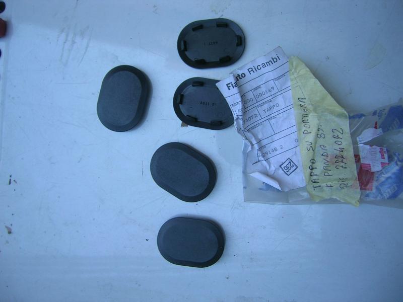 Fiat Panda 141 4x2 4x4 Tappo Portiera Anteriore Nuovo Originale 7774072